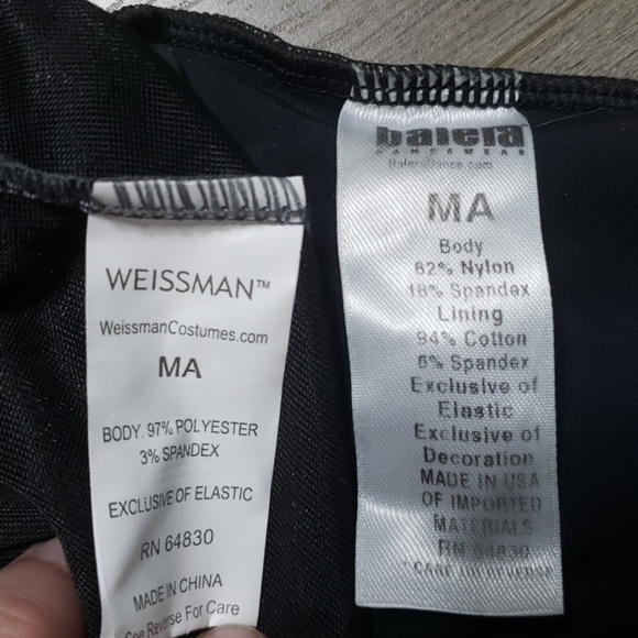 $3 bundled- Two Sports Bras - MA - Picture 3 of 4